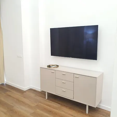 Apartman Espacio 21 *
